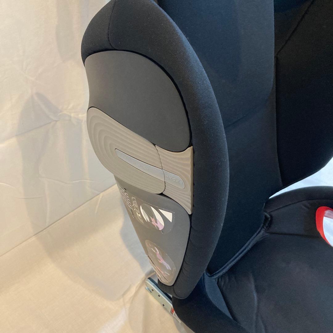 子供服整理中　cybex solution s-fix サイベックス