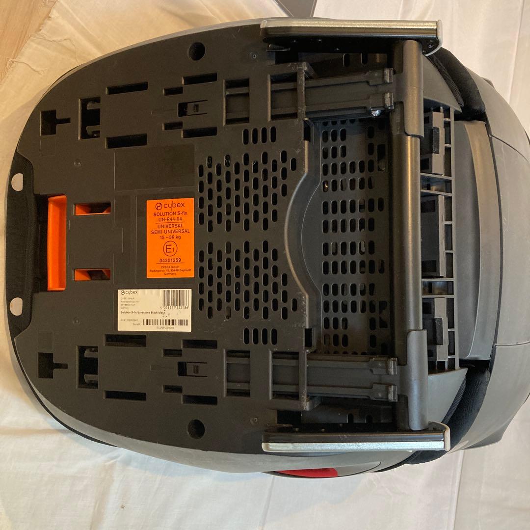 子供服整理中　cybex solution s-fix サイベックス