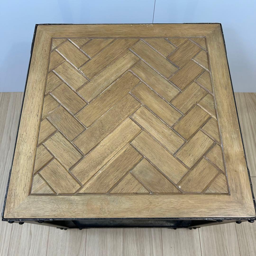 ASPLUND アスプルンド バーハンク ヘリボーン サイドテーブル メタル