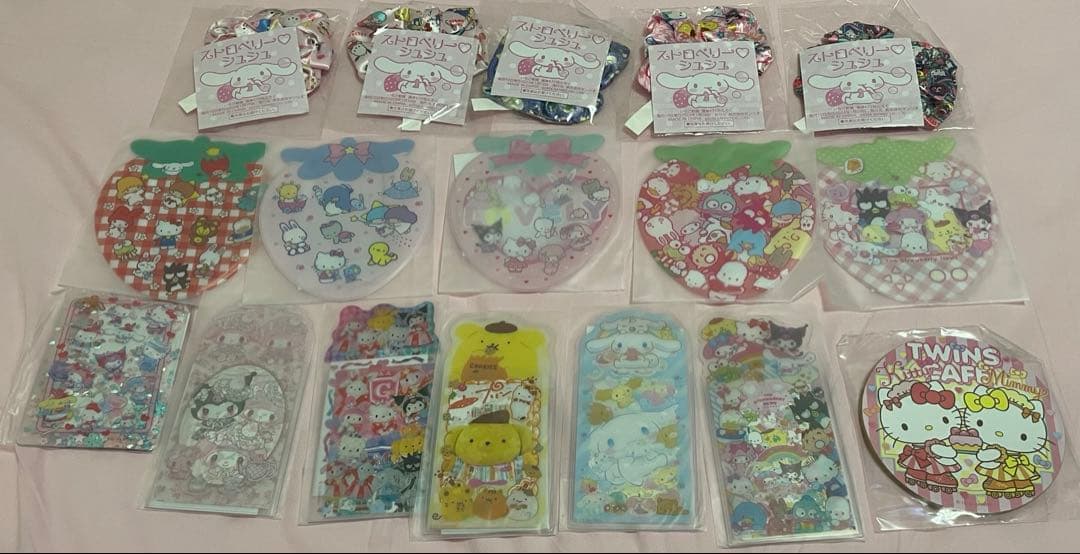 サンリオ　Sanrio 公式グッズセット