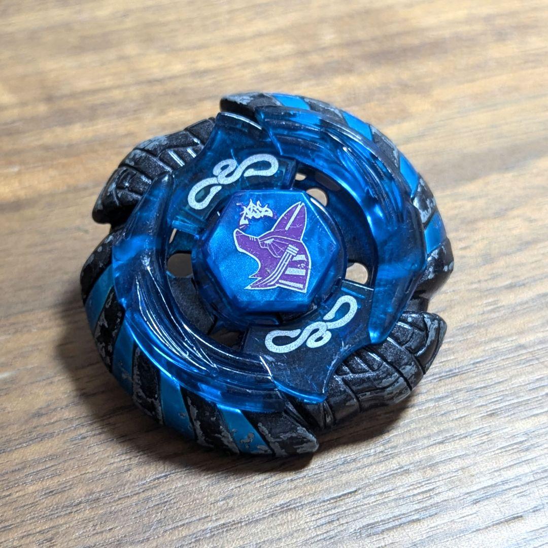 マーキュリーアヌビウス メタルファイトベイブレード