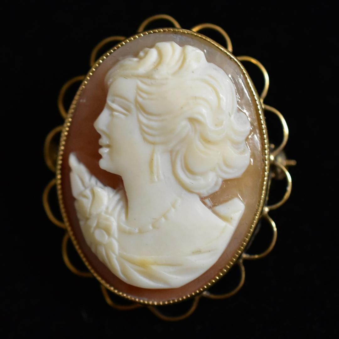 K9 イギリス カメオ ブローチ︵︵︵アンティーク イギリス英国