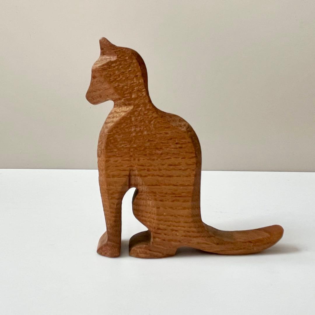 猫 木 木製 木彫 木彫り 置物 - メルカリ