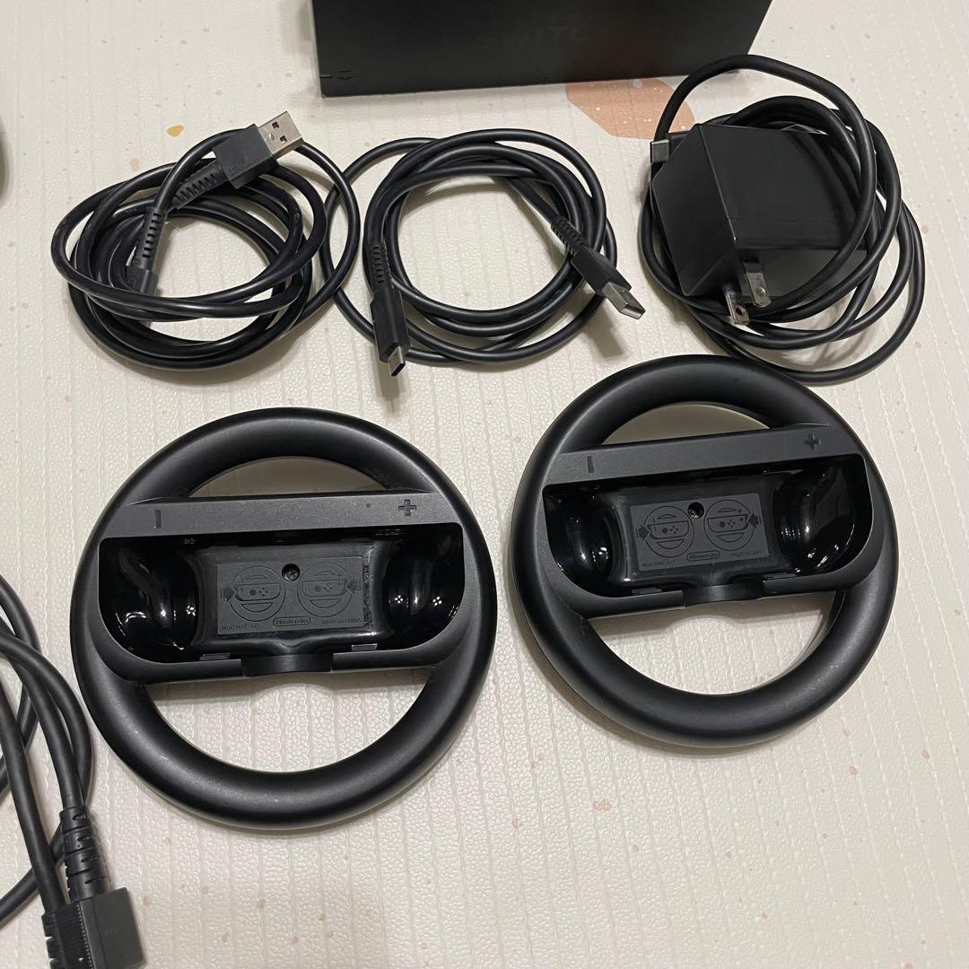 Nintendo Switch本体セット + 追加Joy-Con /ハンドル