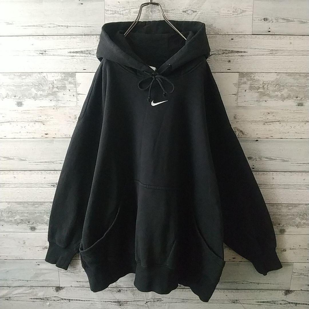 超人気☆ナイキ 刺繍センターロゴ パーカー トラヴィス着用 XL～3L ブラック