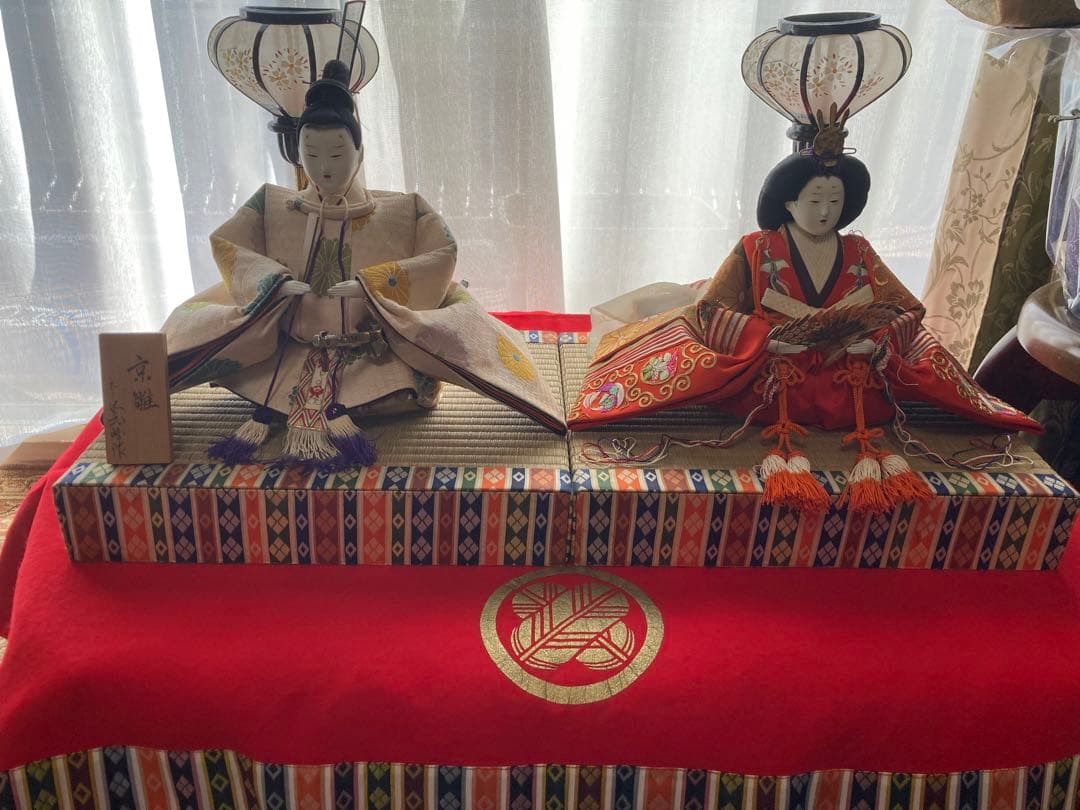 伝統的雛人形セット 男雛 女雛