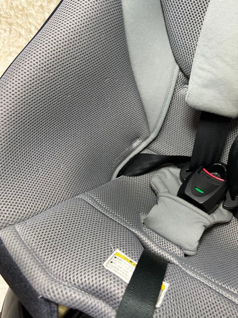 コンビ クルムーヴスマートISOFIX チャイルドシート　回転式