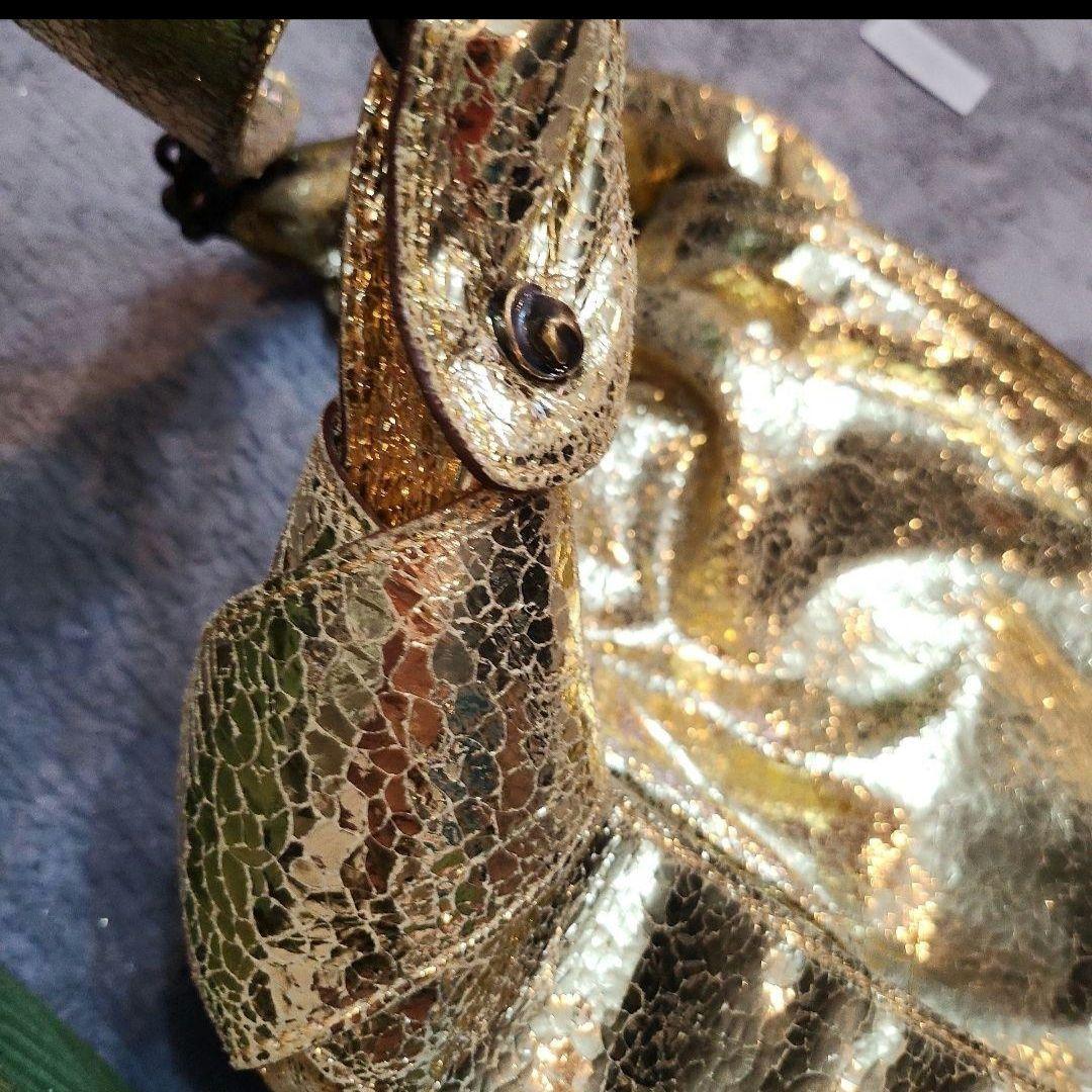 GIVENCHY　ジバンシー　プルート　ゴールドバック　キラキラ　金