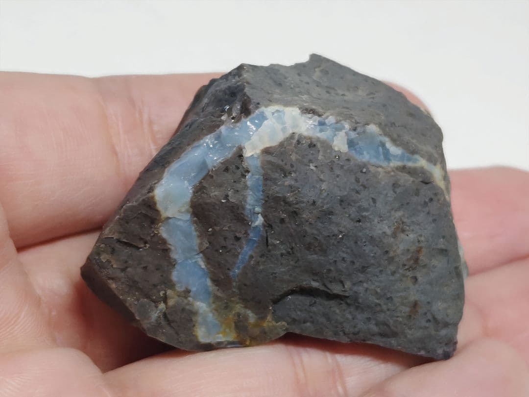 オパール 52g 蛋白石 原石 鑑賞石 自然石 誕生石 鉱物 鉱石 宝石 水石