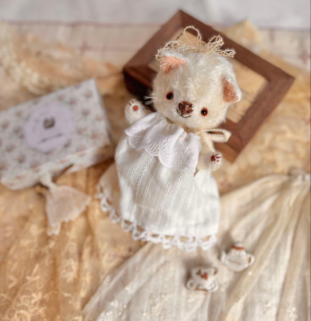 優しい白アヒルちゃん アーティストベア 海外作家様 ハンドメイド