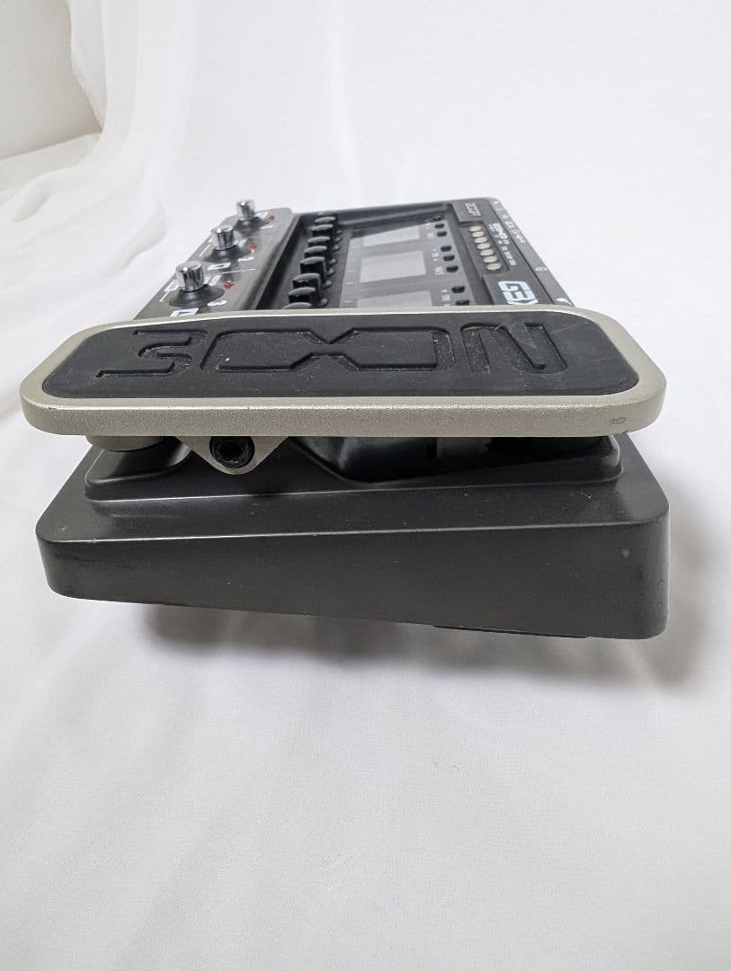 ZOOM G3X 箱、アダプター付き