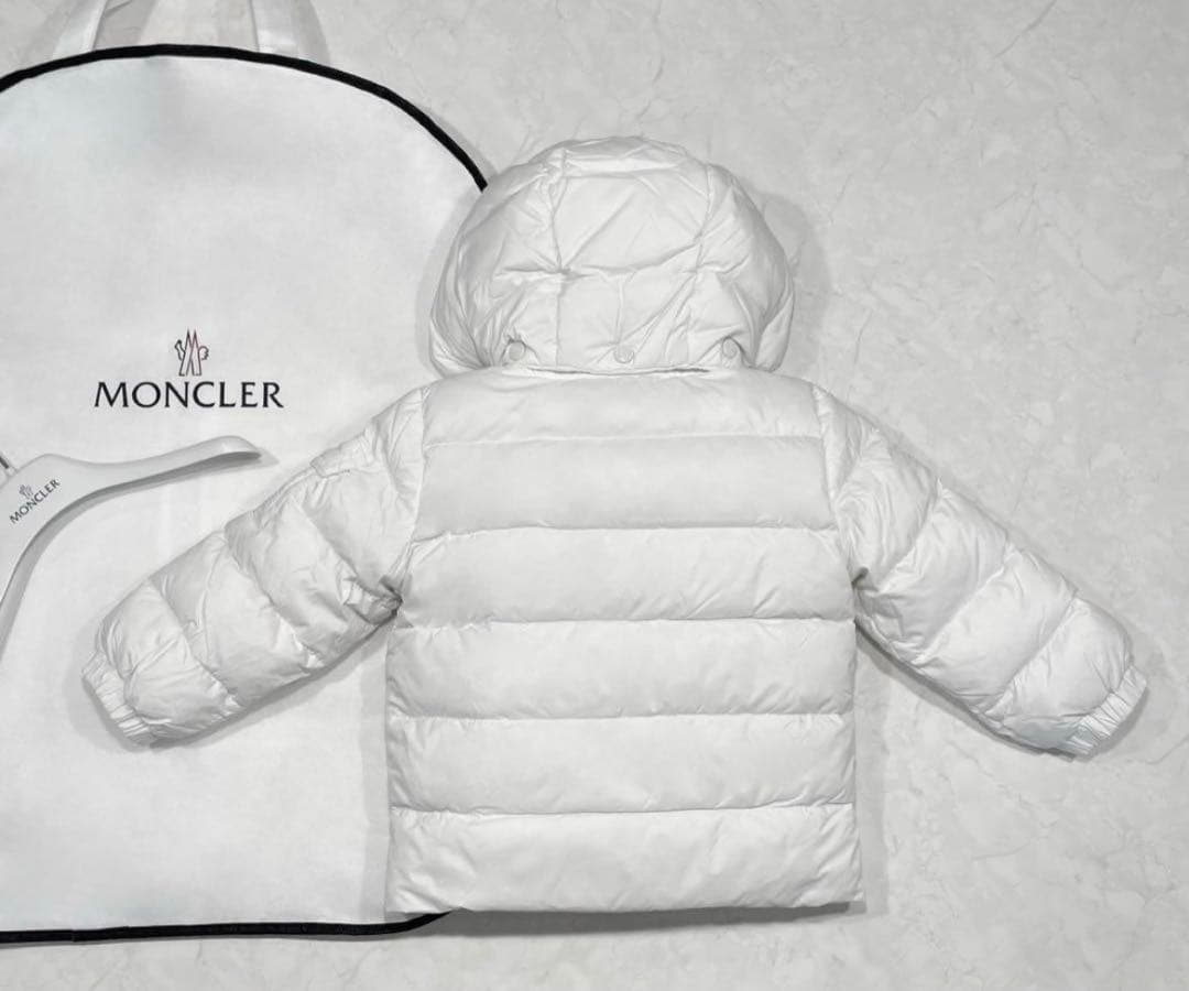 モンクレール　キッズ　ベビー　ダウン　モンクレールダウンジャケット