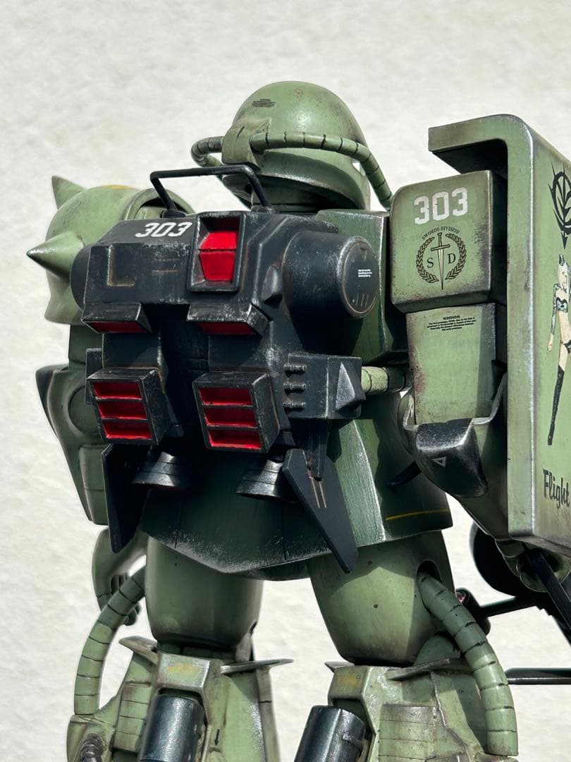 ガンプラ旧キットMSV 1/100 ザク06R筆塗装完成品