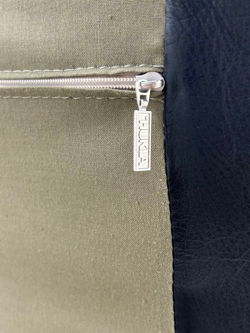 HUKLA フクラ　オットマン　レザー　ソファー 本革