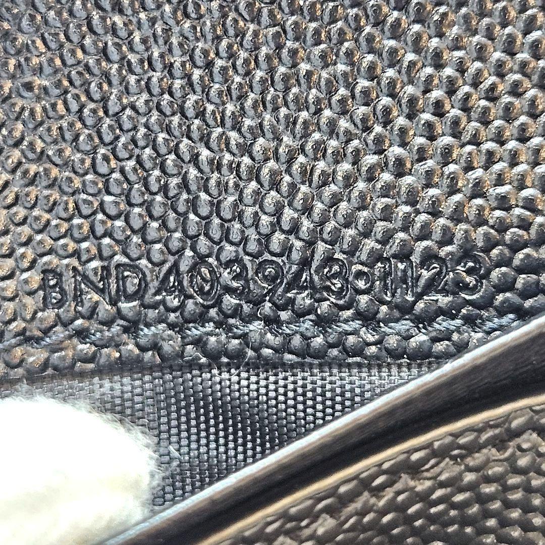 サンローラン 三つ折り財布 キャビアスキン カサンドラ Vステッチ