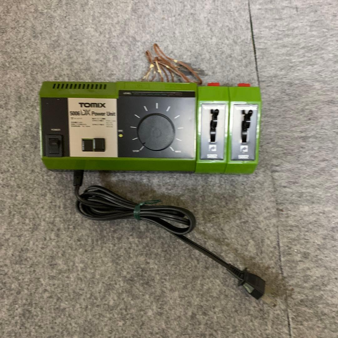 Nゲージ　トミックス製　跨線橋と機関庫のある複線ローカルレイアウトセット！