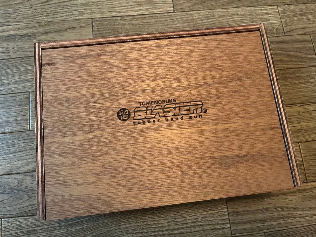 ブレードランナー　デッカードブラスター　木製ゴム鉄砲