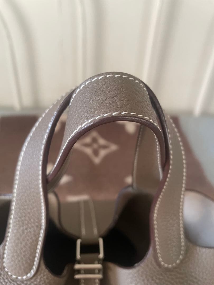 美品HERMESピコタンロックPMエトゥープ