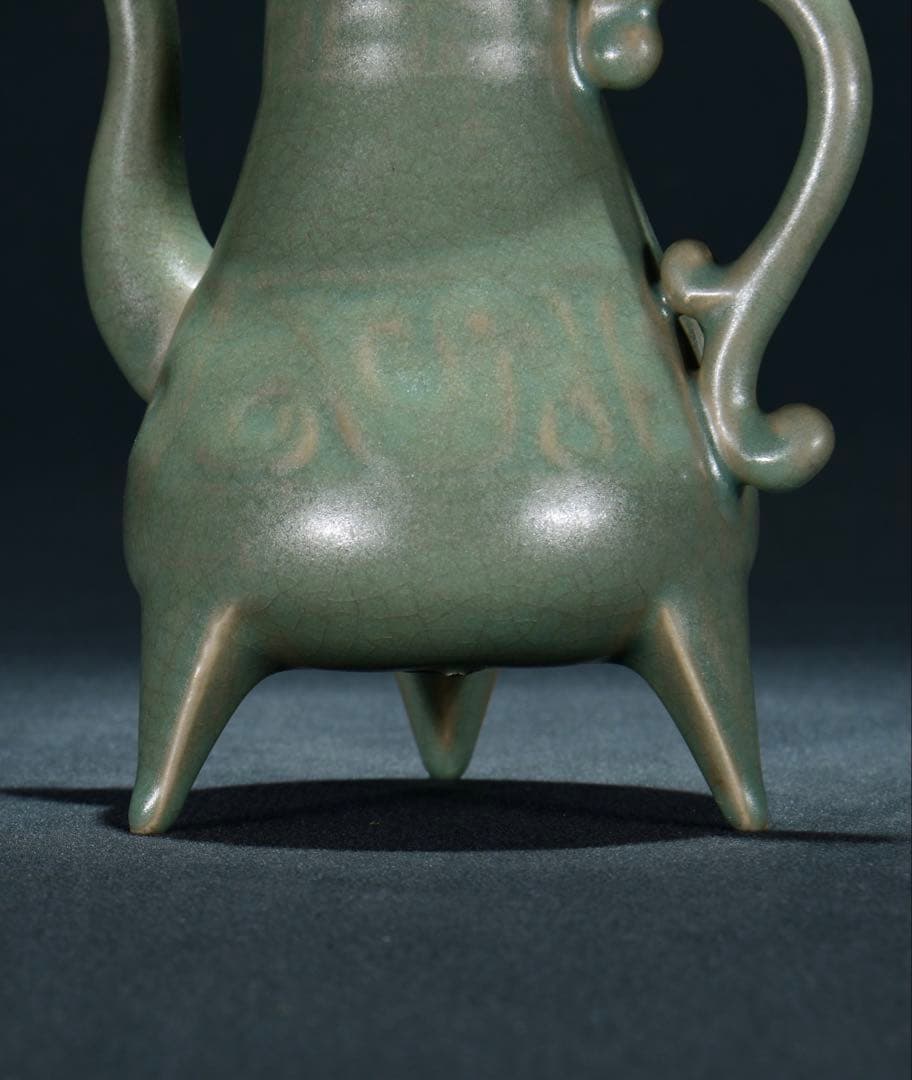 旧蔵 宋・汝窑 天青釉包金口 三足执壶