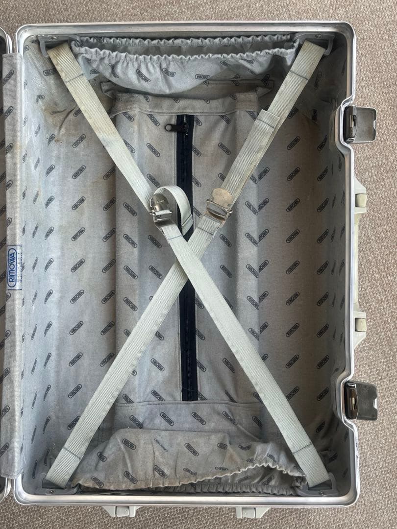 廃番】リモワオパールキャビントローリー94752 スーツケース