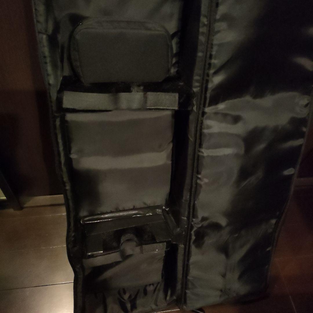 ☆三線本体、三線たて·チューナー·さんば·水牛ツメ☓2　おまけ…三線ケースセット