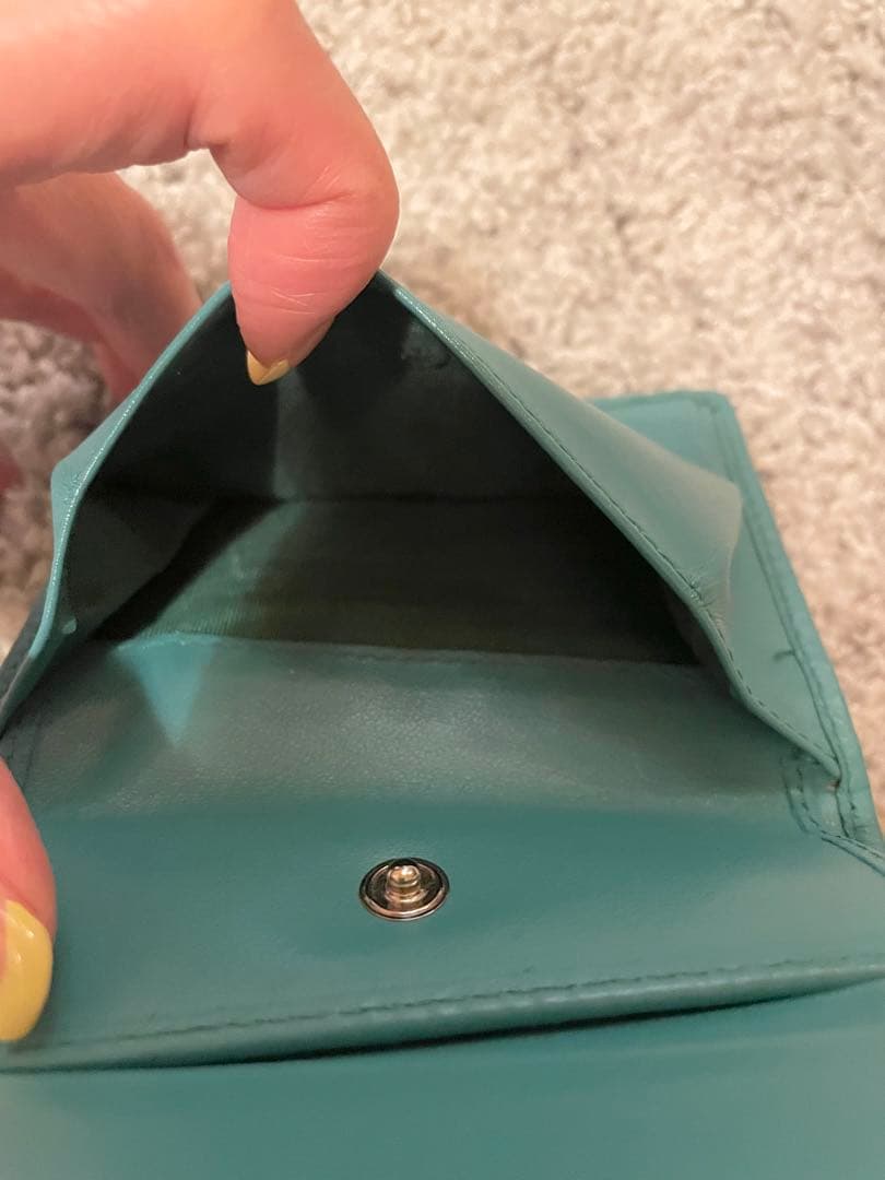 ☆PRADA 折り財布 キルティング 水色☆ PRADA 水色 キルト 二つ折り