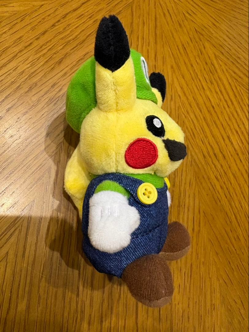 ルイージピカチュウ マスコット、ぬいぐるみ