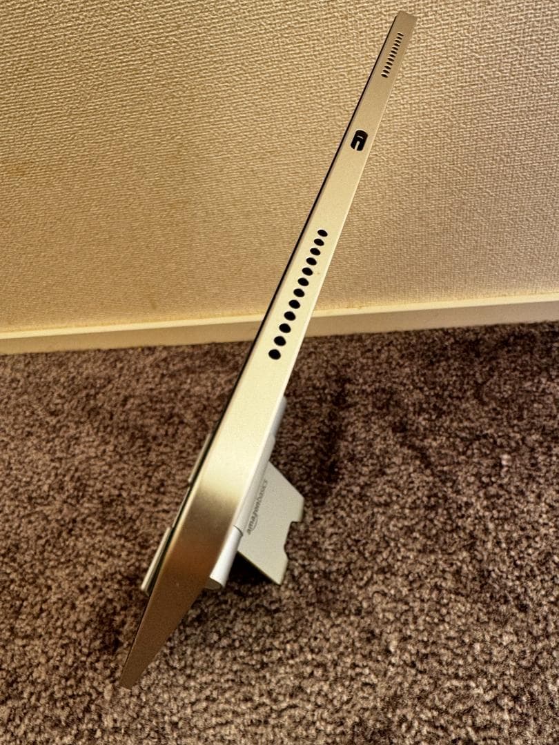 美品 iPad Air 第5世代 256GB Wi-Fi スターライト容量98％