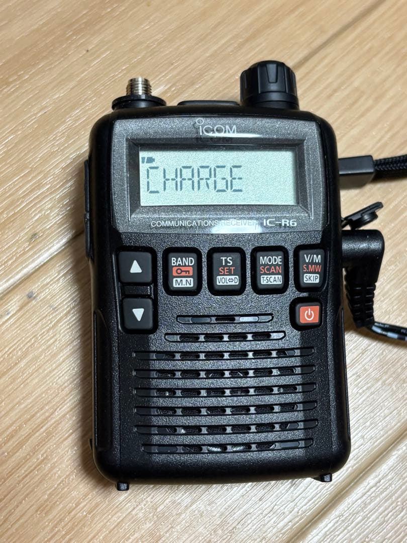 ICOM 広帯域受信機 IC-R6 航空無線 ＆ SRH103アンテナセット