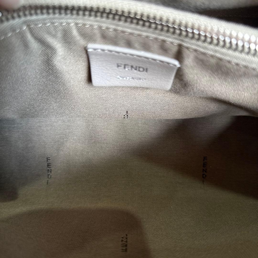 FENDI バイザウェイ　ミディアム