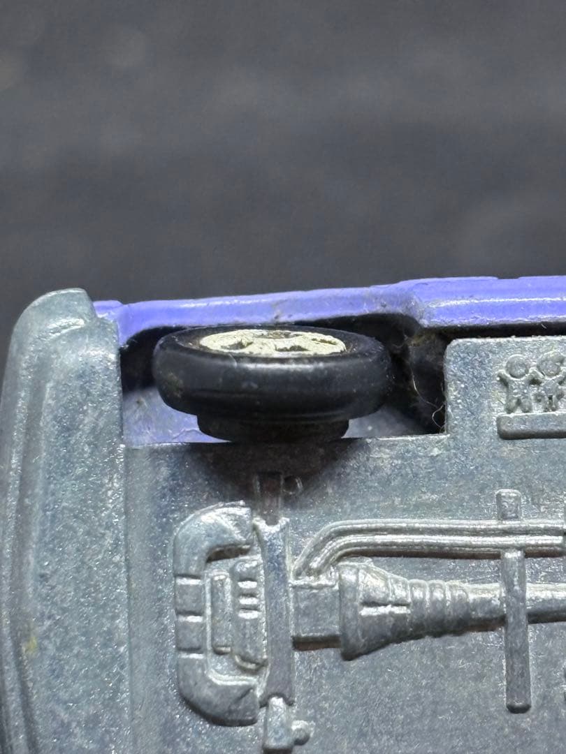 トミカ 日本製 No.21 ニッサン スカイライン HT2000GT 初期カラー