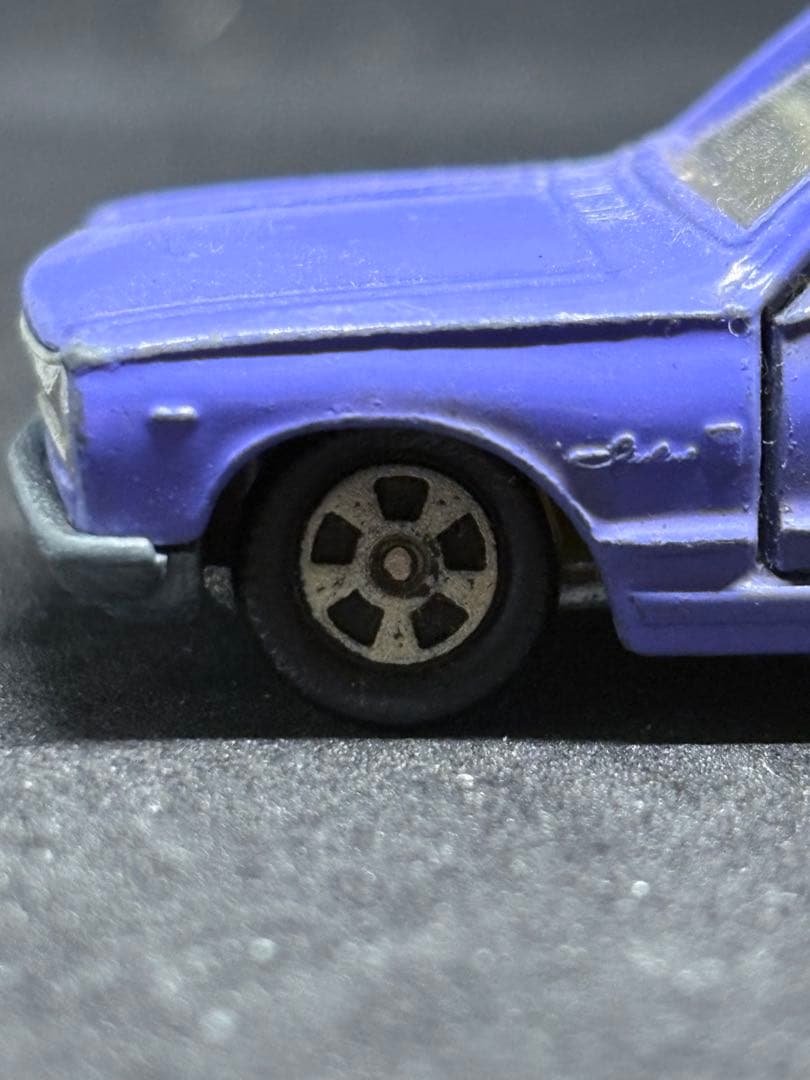 トミカ 日本製 No.21 ニッサン スカイライン HT2000GT 初期カラー