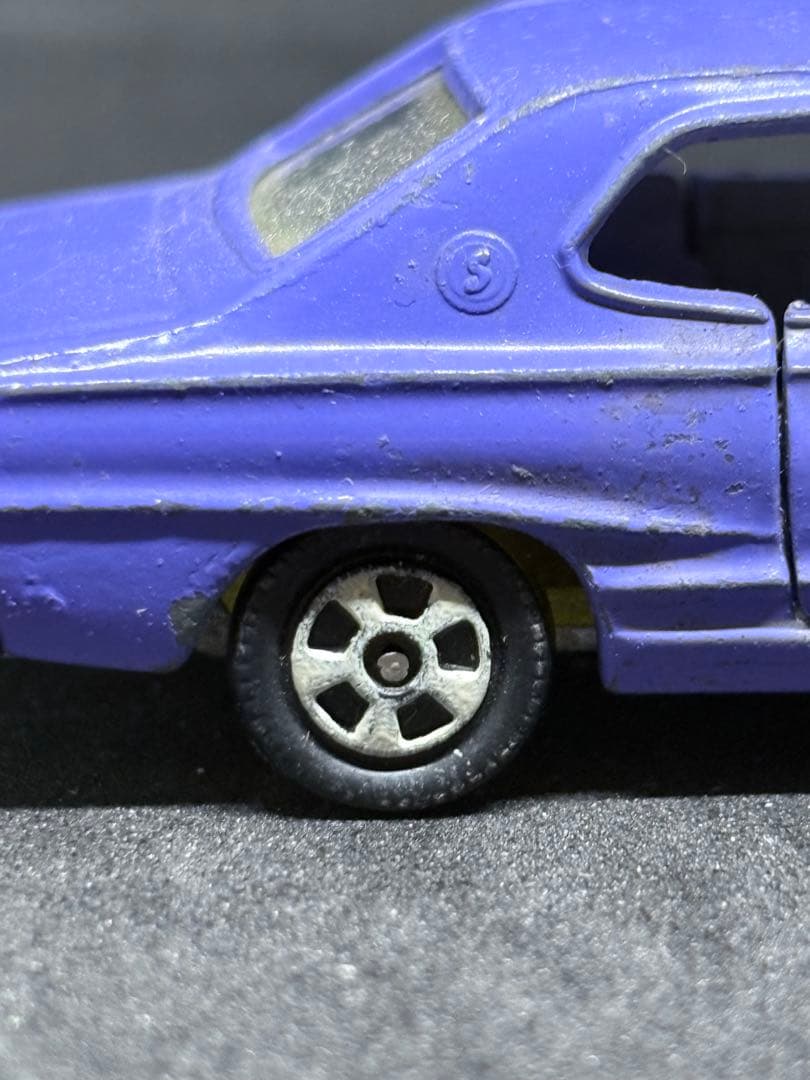 トミカ 日本製 No.21 ニッサン スカイライン HT2000GT 初期カラー