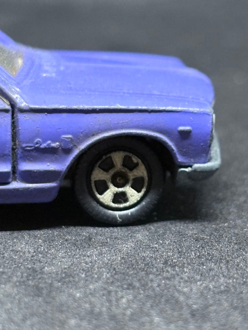 トミカ 日本製 No.21 ニッサン スカイライン HT2000GT 初期カラー