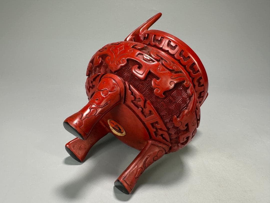 中国漆器　堆朱香炉