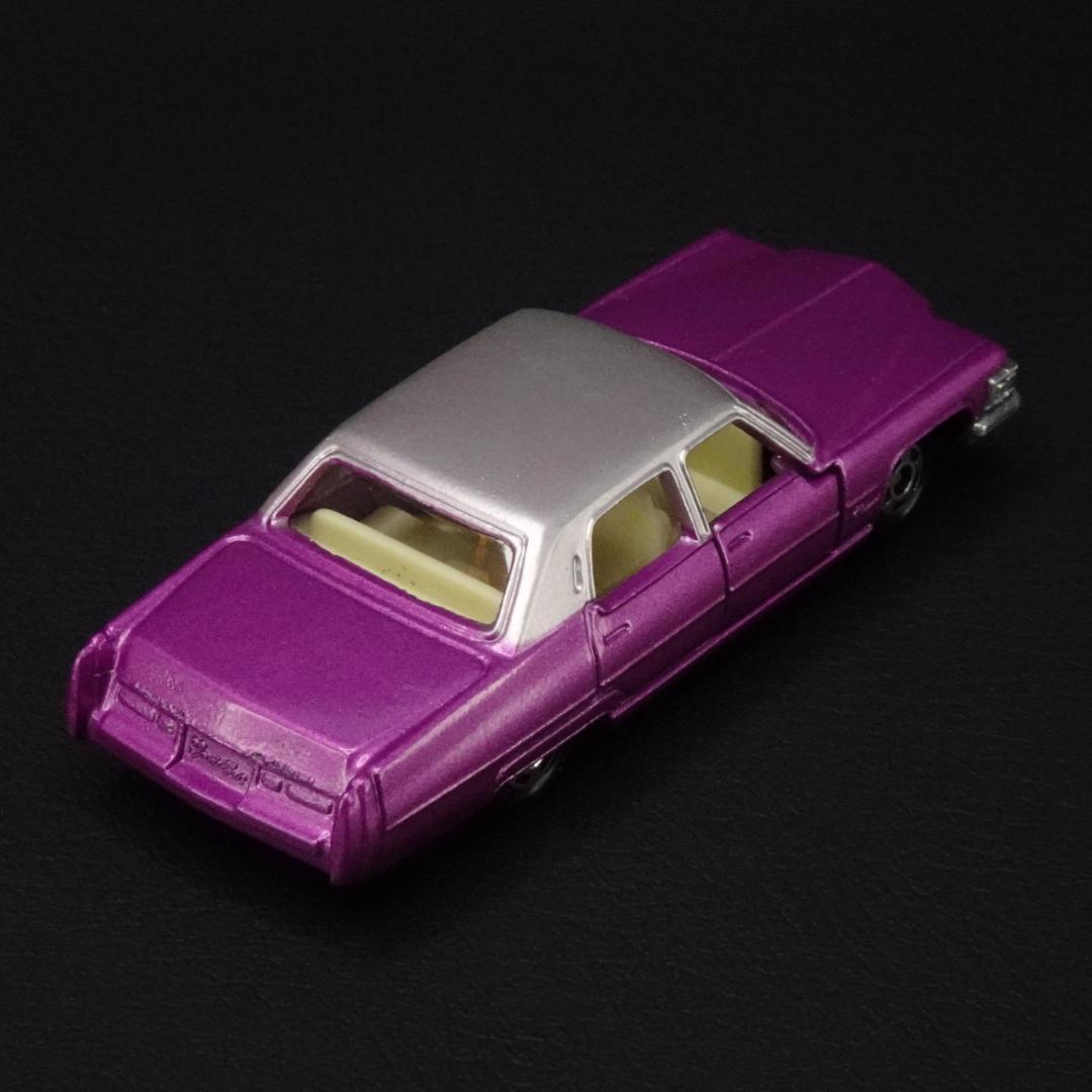 ★トミカ 青箱 F2　日本製　キャデラック　フリートウッド ブローアム　紫×銀
