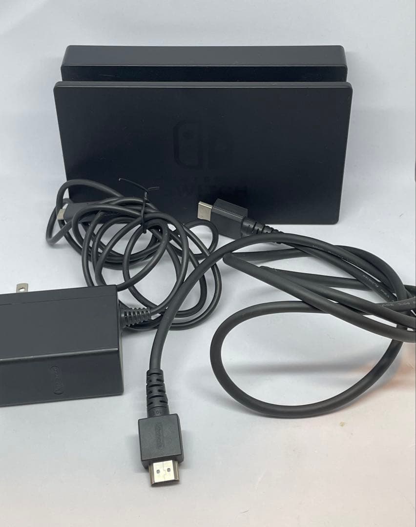 Nintendo Switch 本体　ニンテンドーコントロール付き