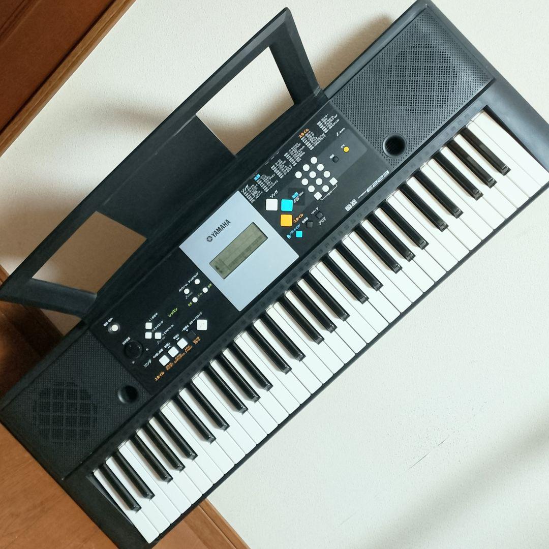 YAMAHA PORTATONE PSR-E223 電子キーボード - メルカリ