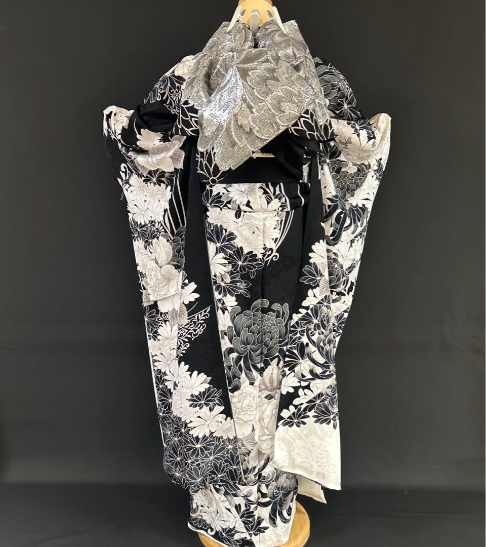 黒地モノトーンシック乱菊と薔薇の振袖フルセット