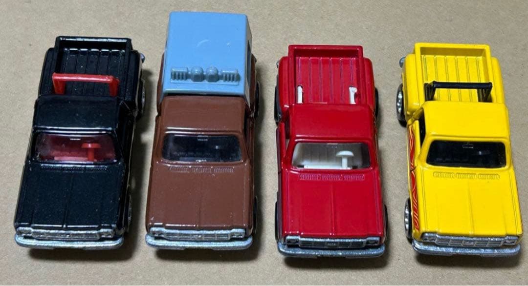トミカ シボレートラック 4台セット