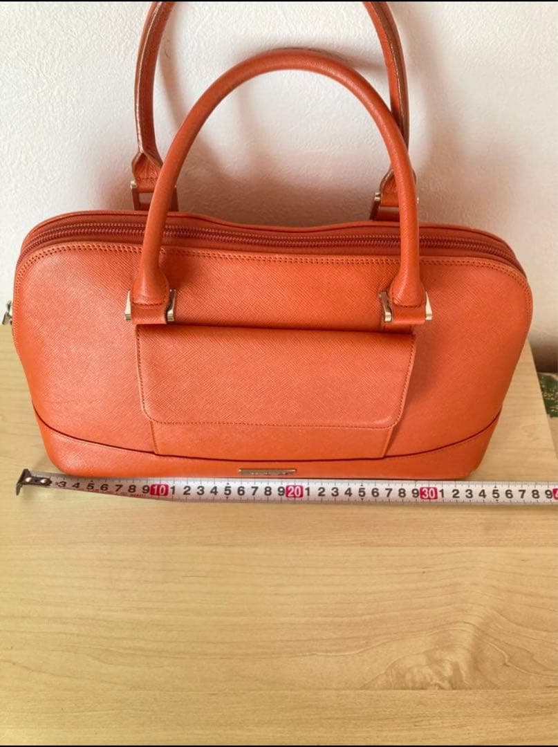 か*ら様 BURBERRY バーバリー　ハンドバッグ　本革　セレモニーバッグ