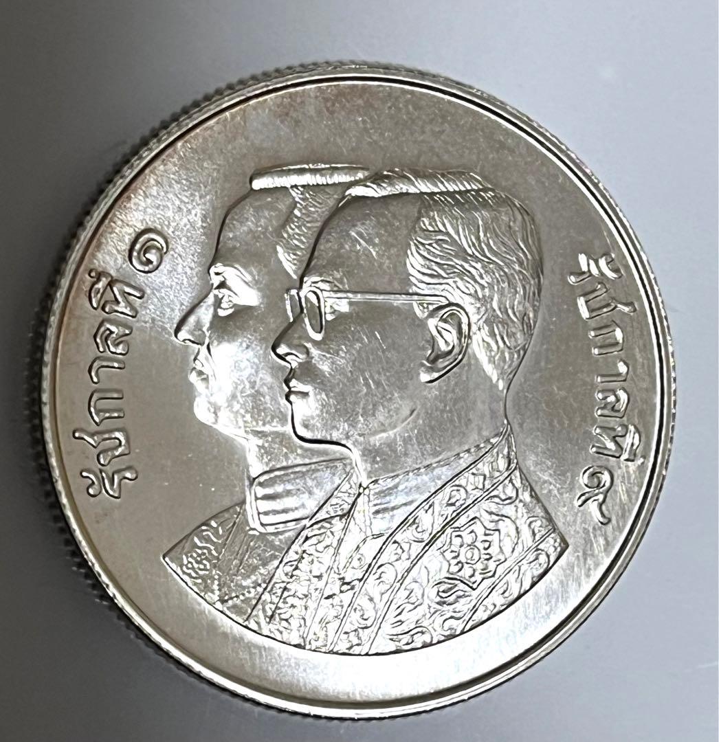 タイ 200年記念 600バーツ銀貨 未使用 - メルカリ