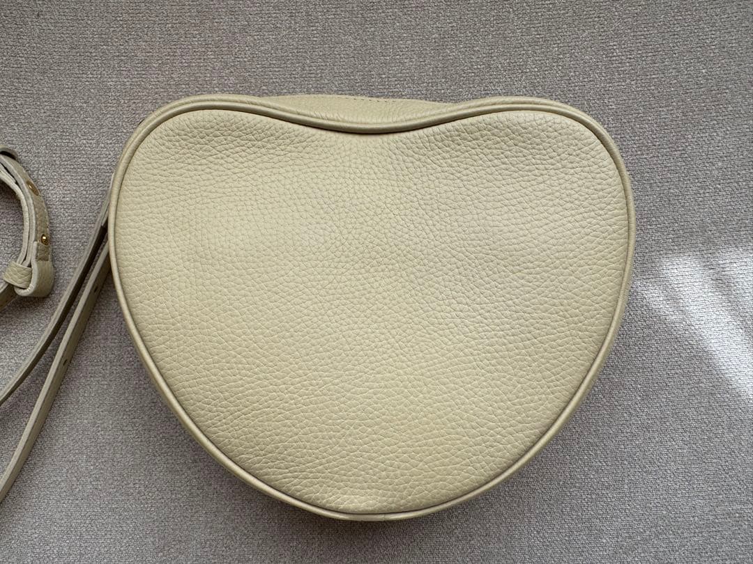 ch!iiibag レザーハートショルダー オフホワイト　チーバッグ