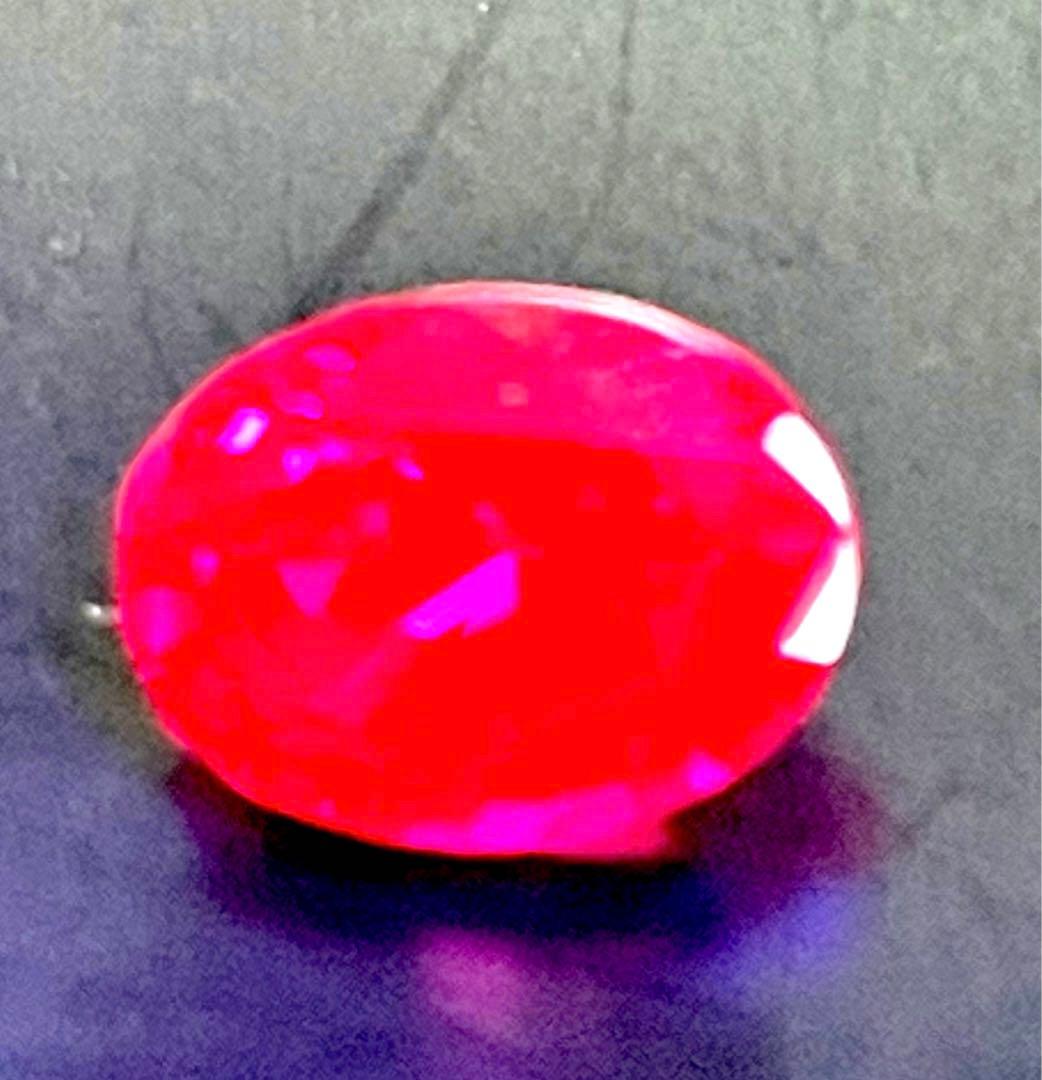 最高級 京セラ クレサンベール 1.65ct 理想的なルビールース真紅の煌き❣️