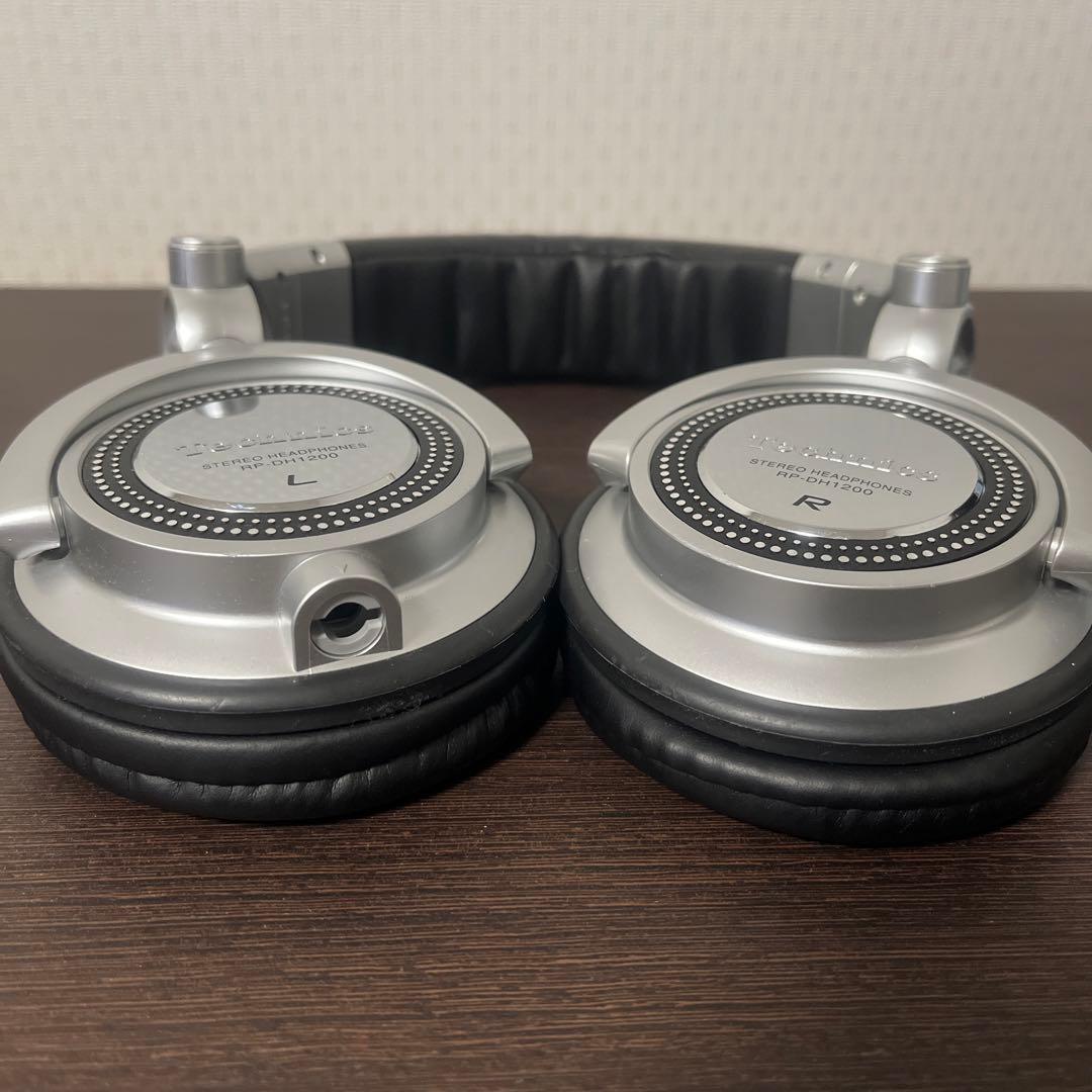 TechnicsステレオヘッドホンシルバーRP-DH1200