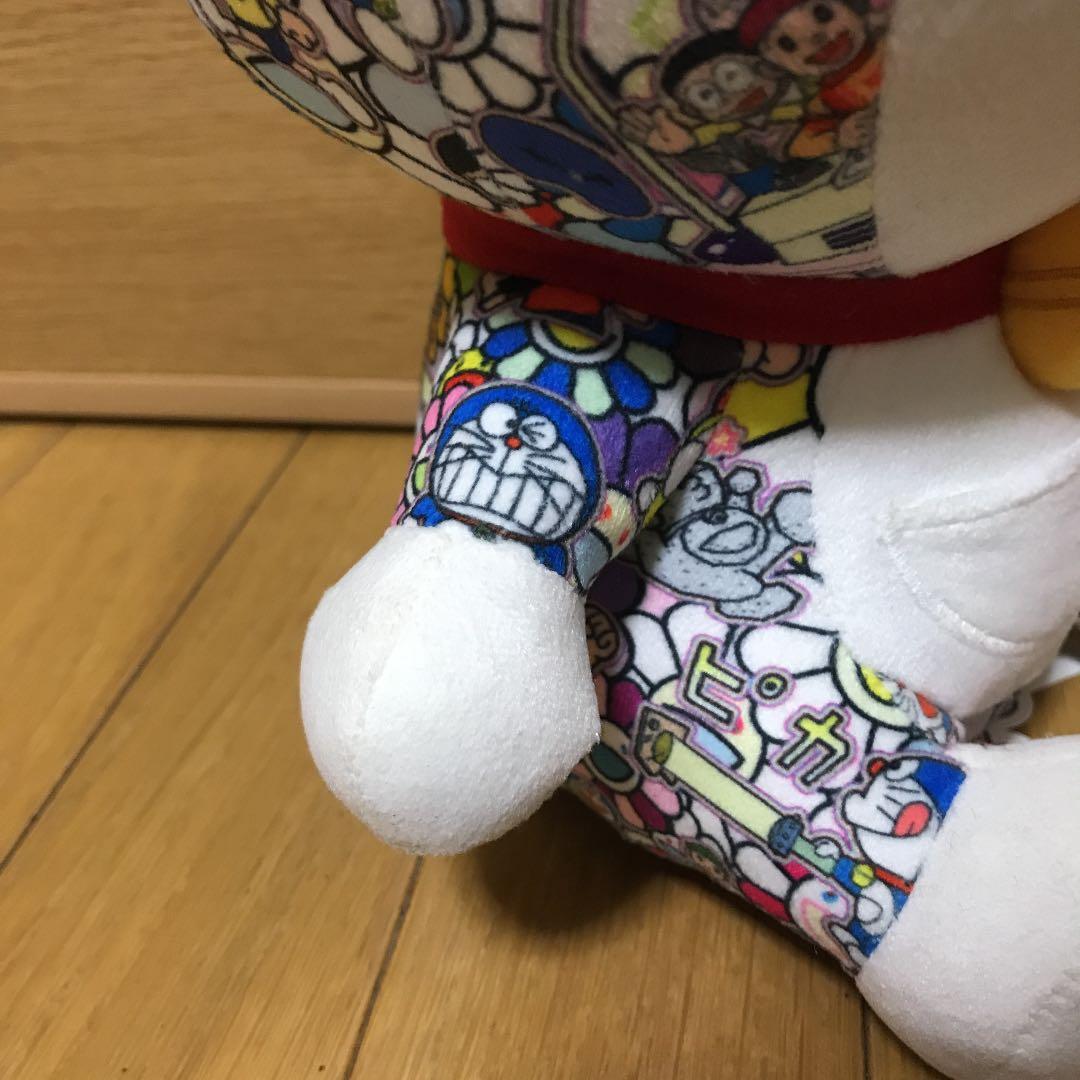 ドラえもん ぬいぐるみ ユニクロ 村上隆