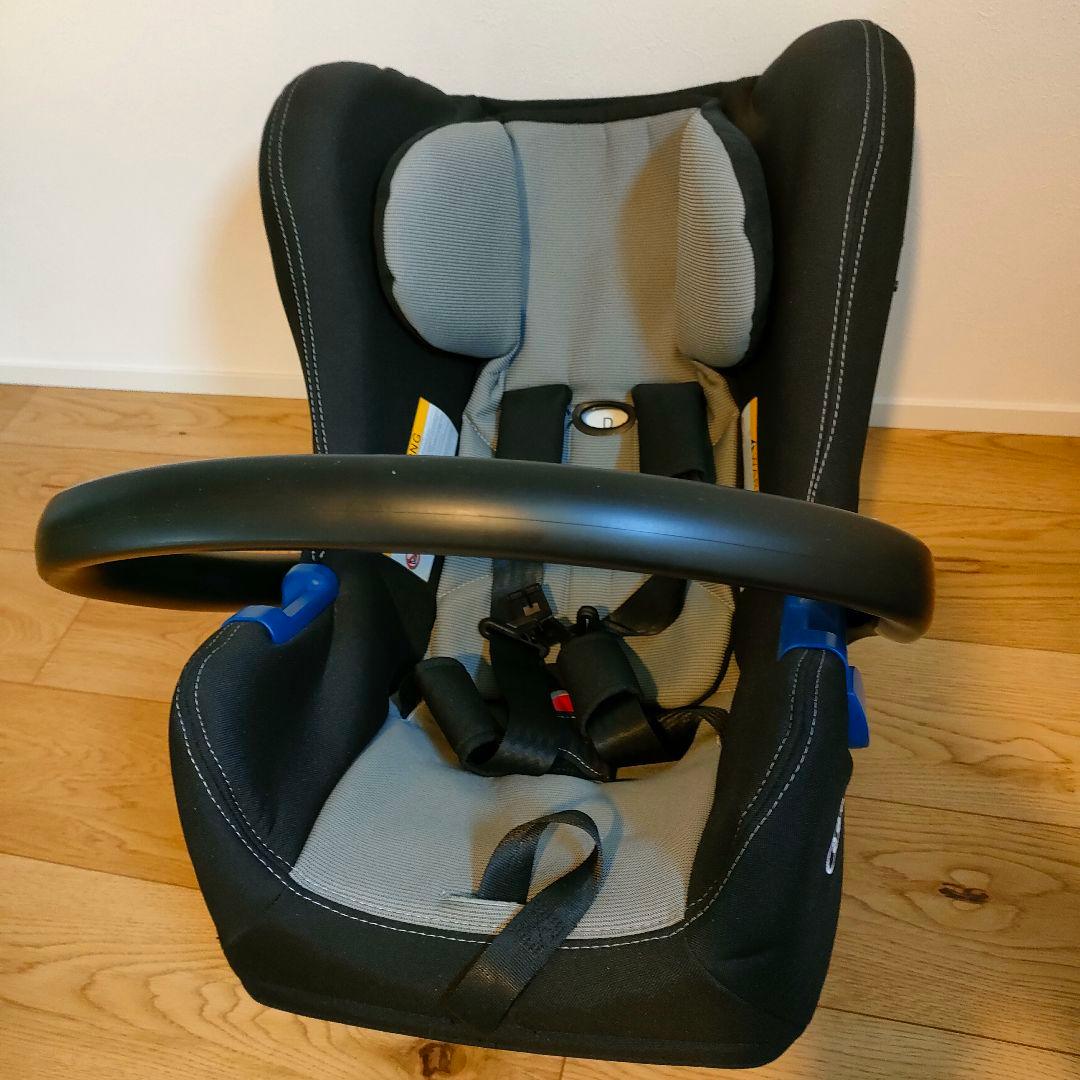 アウディ 純正 美品 Audi ベビーシートISO FIXベース セット