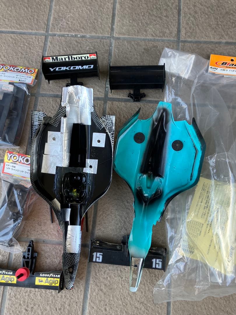 タミヤ　F103 15thアニバーサリーシャーシメカ付き　新品キットその他パーツ