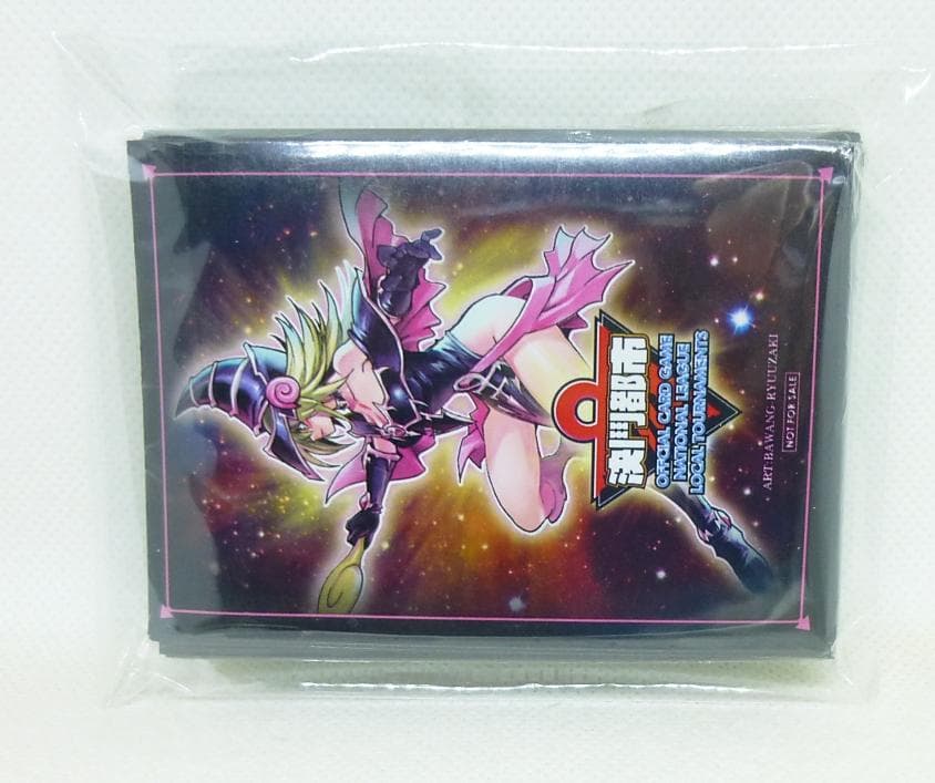 遊戯王 中国 決闘都市 2017 上位賞 ブラックマジシャンガール スリーブ