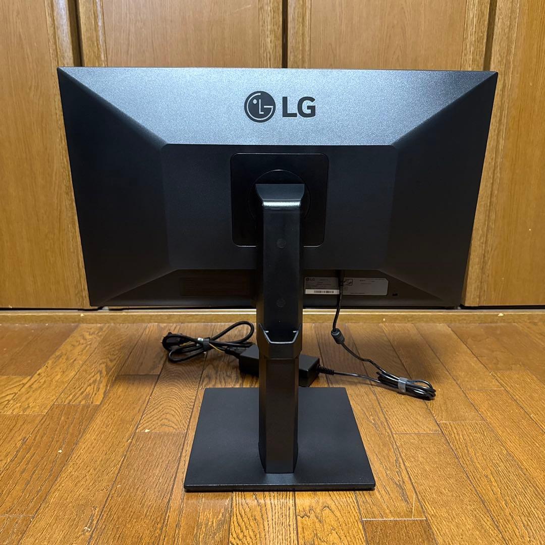 テ*ー様 【未使用に近い】LG 24BL650C USB-C給電対応 モニター